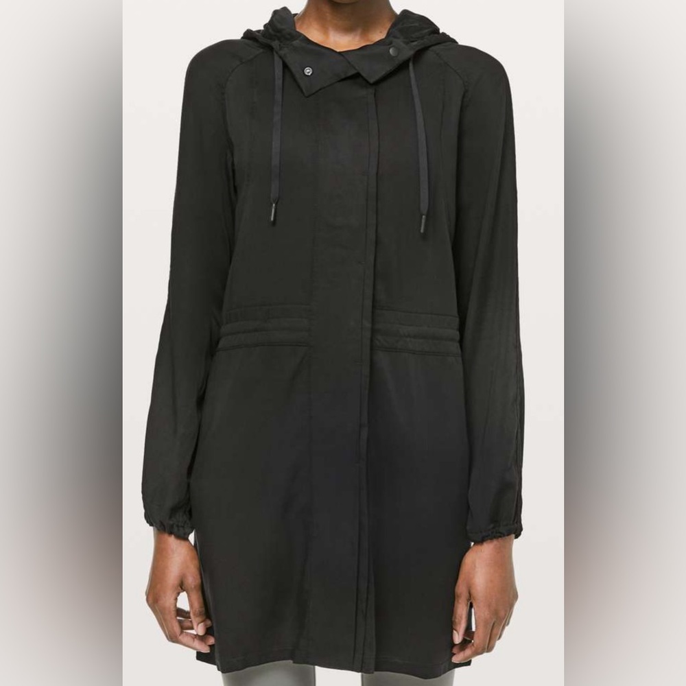 Lululemon City Stroll Jacket
Black Size 6